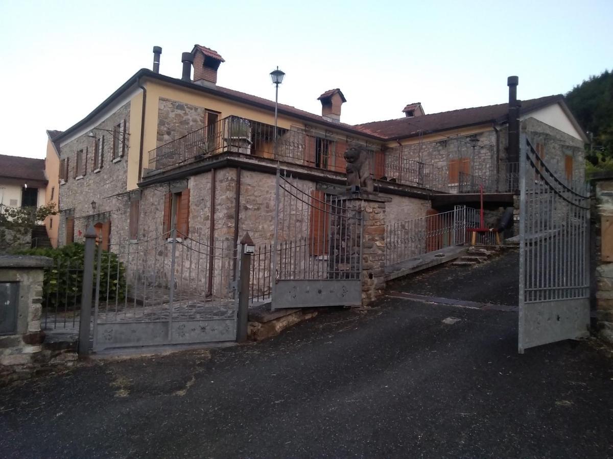 Locazione Turistica La Ca Gialla Daire Pontremoli Dış mekan fotoğraf